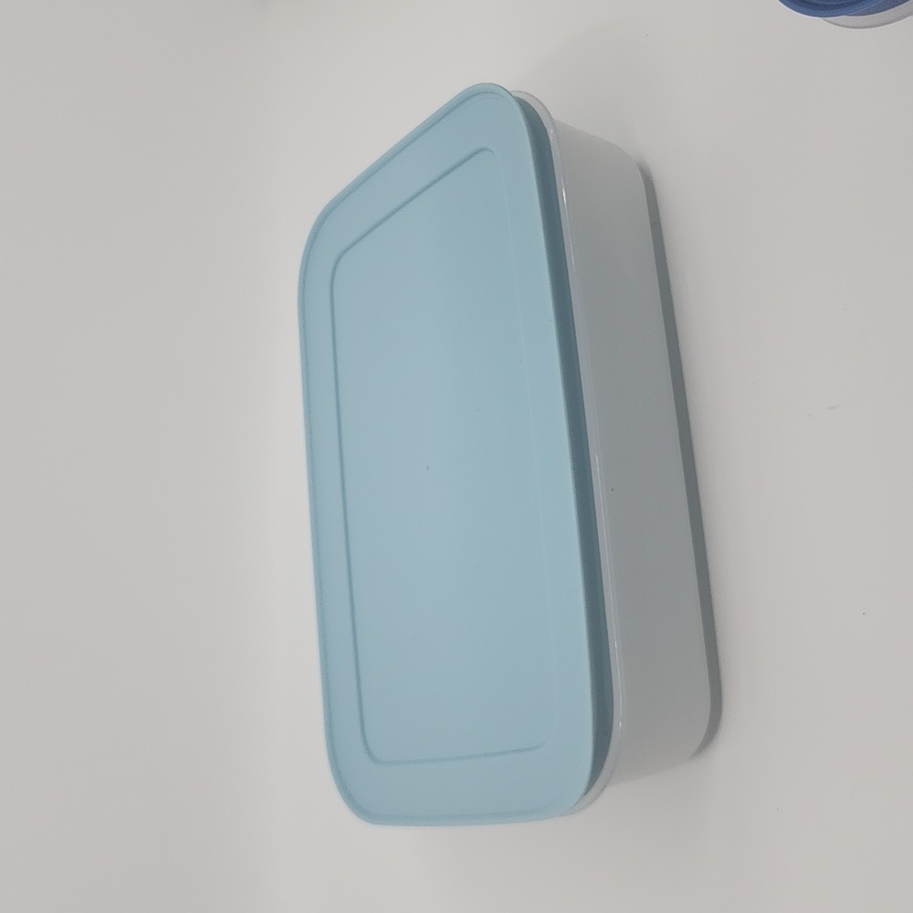 Tupperware Freezermate set Blue Seals New - Picture 2 of 6
